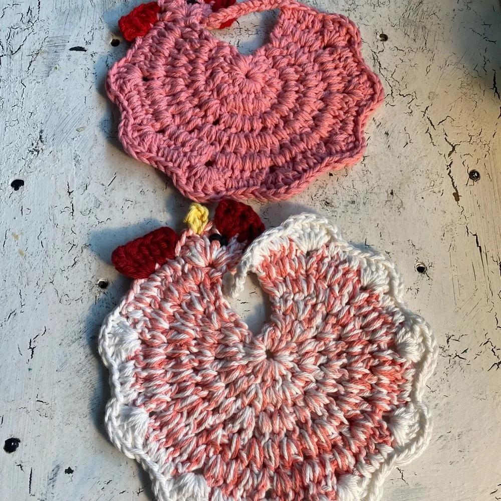 2 Chicken Pot Holders Double Thick Cotton $25